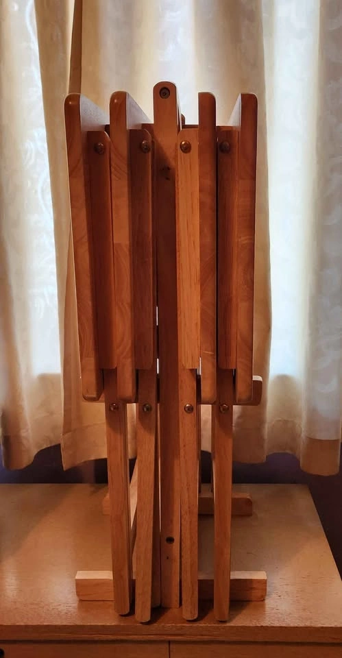 Wooden TV Tray Set with Stand (brand new) - photo 2