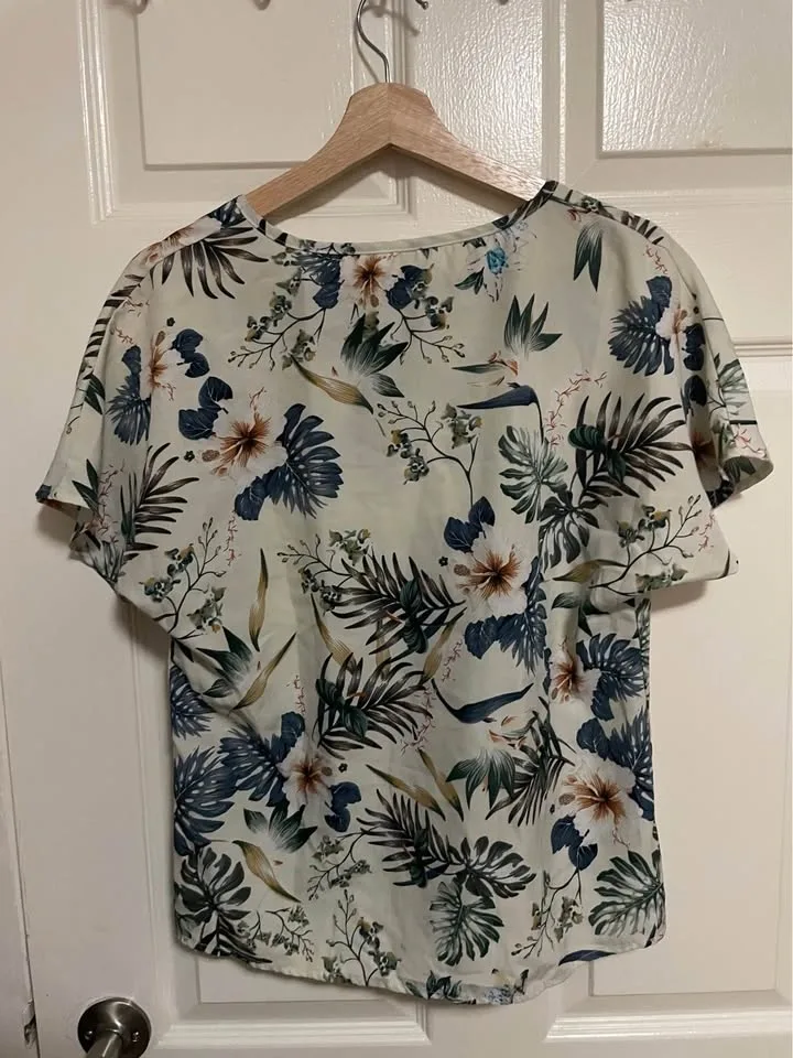 Tropical Print Short Sleeve Top size S - photo 2