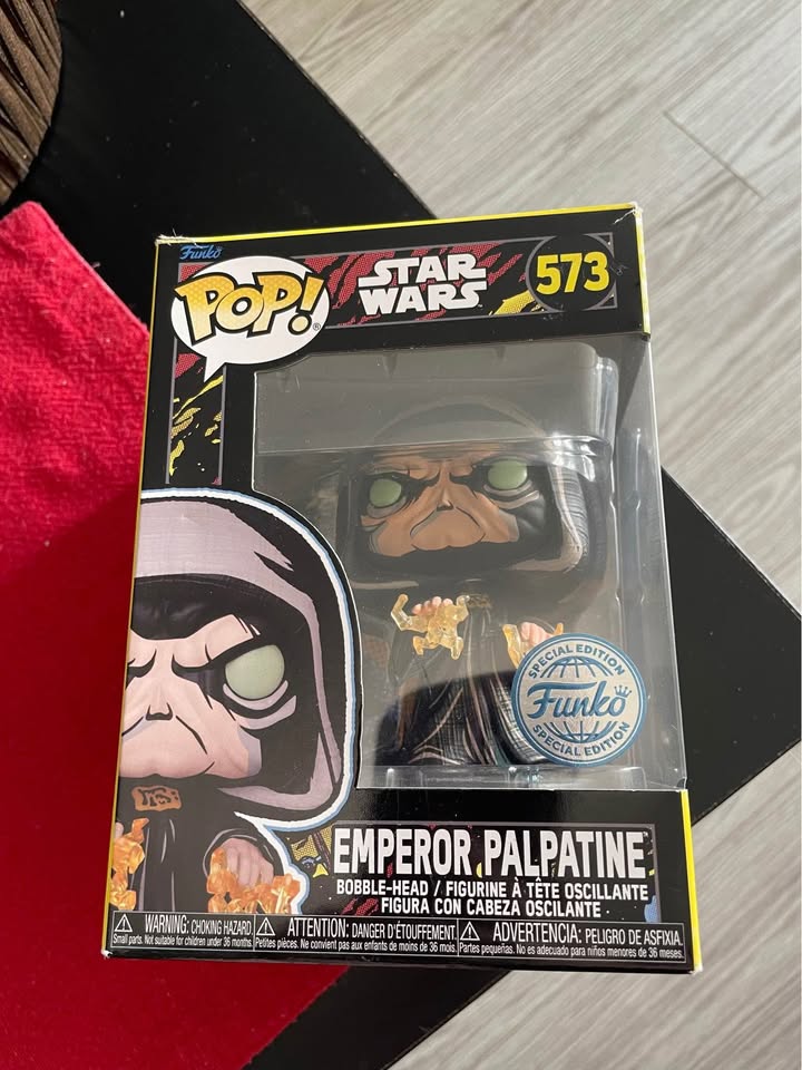 Funko Pop Star Wars Emperor Palpatine - photo 4