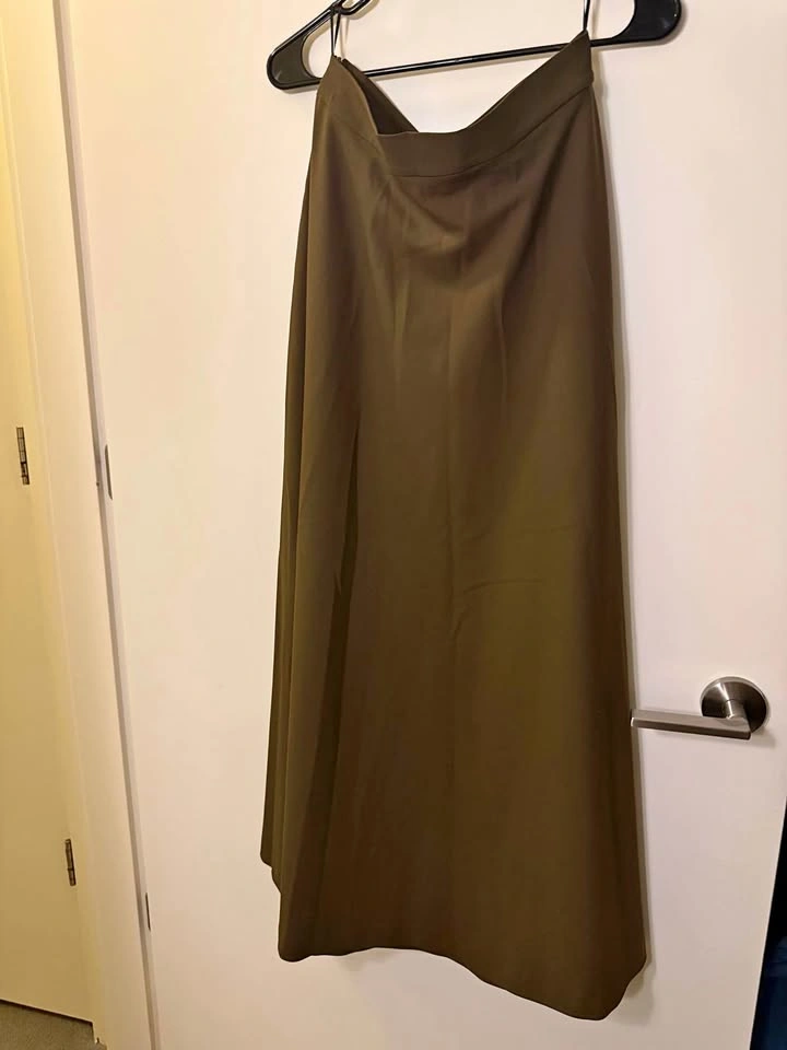 Zara Skirt Size L