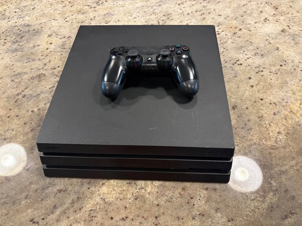 PS4 Pro Jailbroken - photo 2