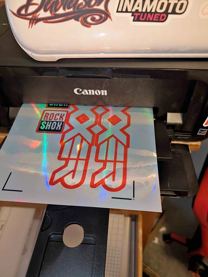 Boxer fork decals