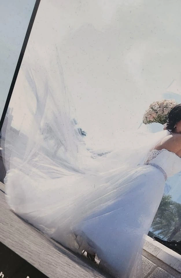 Bridal Wedding Gown - photo 4