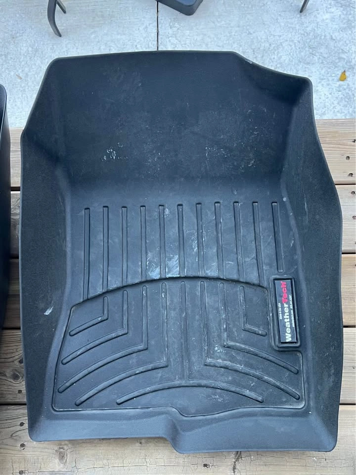 2023-2024 Honda Civic WeatherTech Mats - photo 3