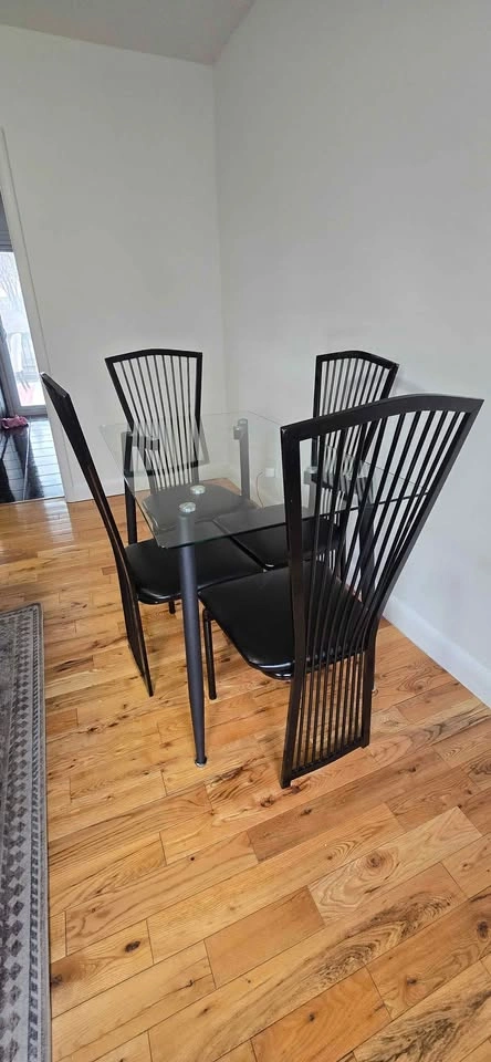 Dining Table with 4 Chairs - photo 2