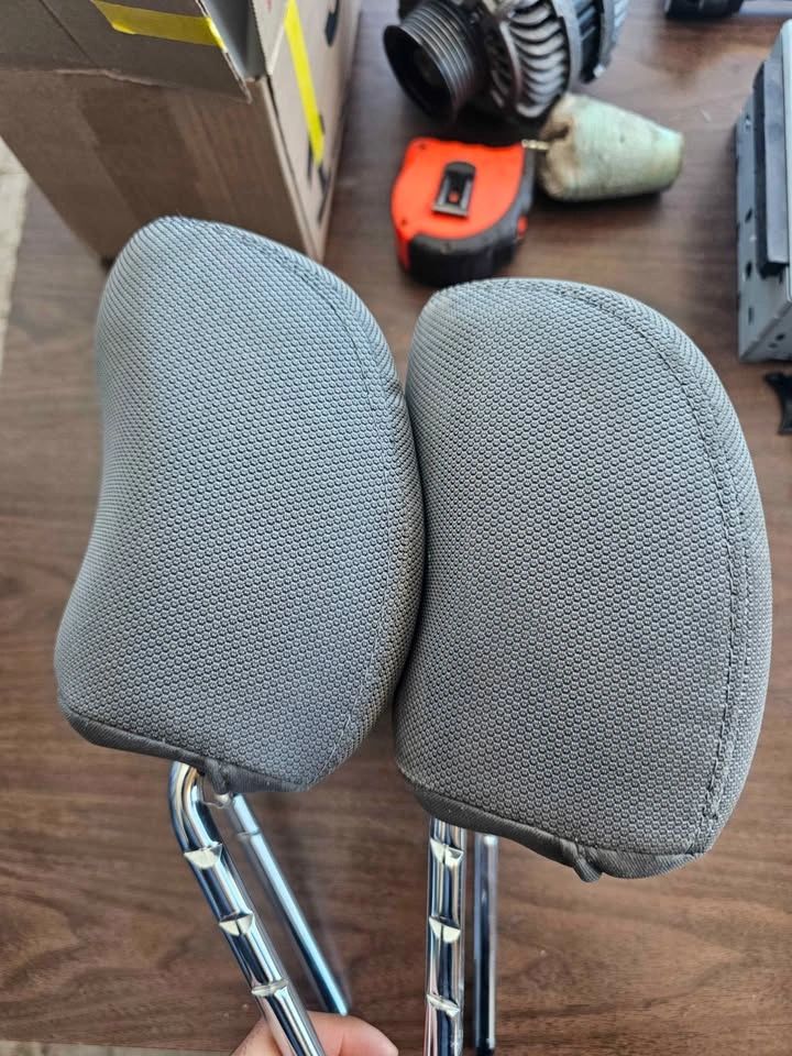 Ford F-150 Headrests – Pair - photo 2