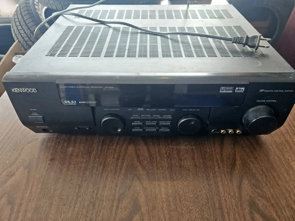 Kenwood VR-509 5.1 Channel Dolby Digital / DTS Receiver