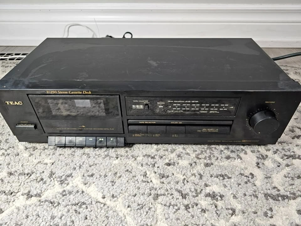 TEAC V-250 Cassette Deck – Vintage