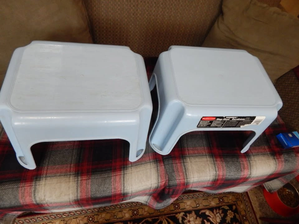 Pair Of Step Stools - photo 2