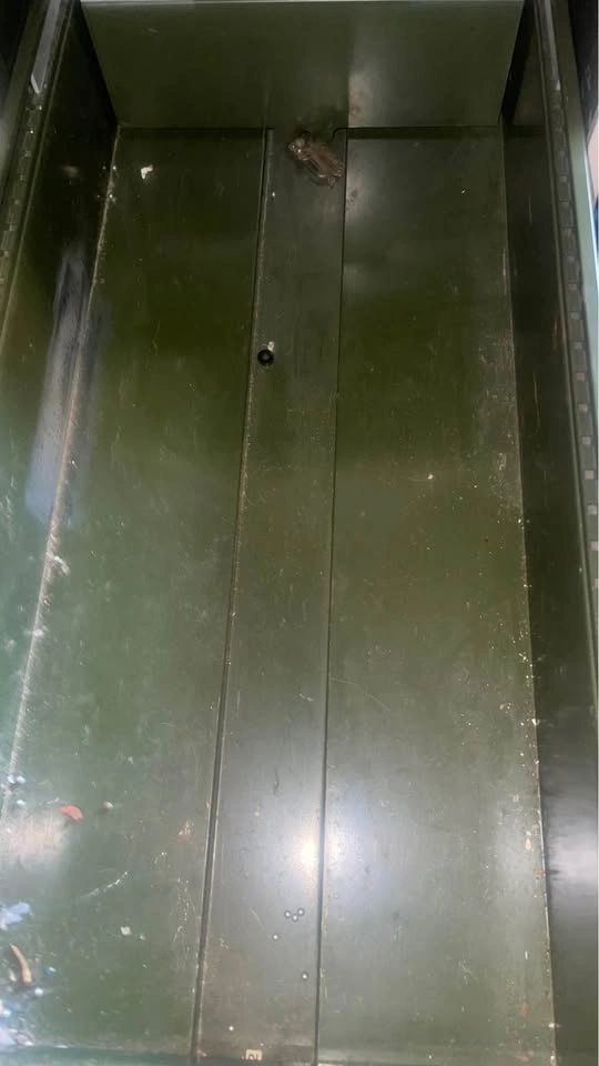 Vintage Large Fully Functioning Metal Cabinet - photo 3