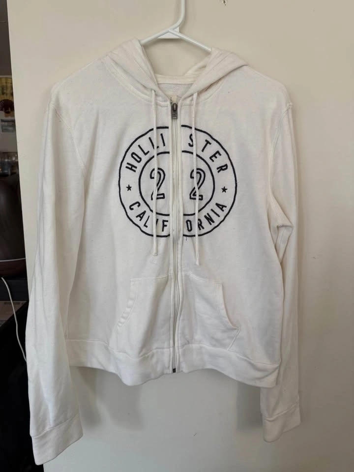Women's Hollister Y2K Style White/Cream Hoodie - Size Large - photo 2