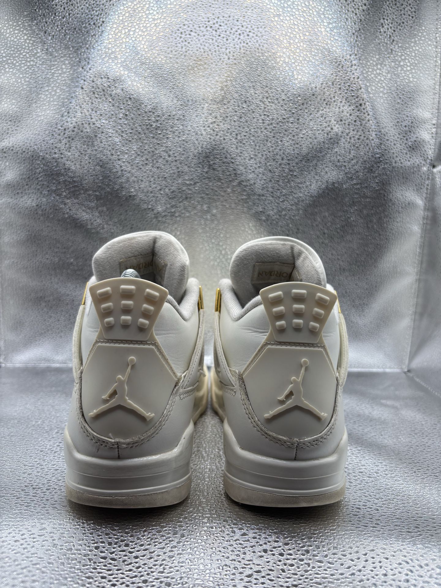 Air Jordan 4 Metallic Gold - photo 4