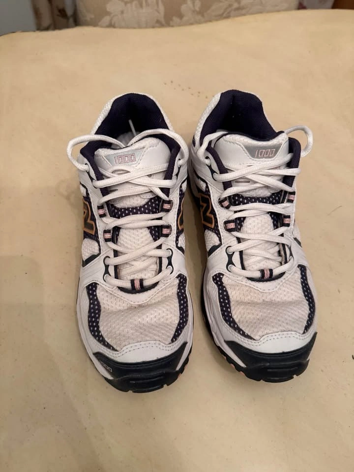 Women's New Balance 1000 Cross Training Shoes Size 9.5 - photo 3