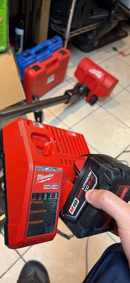 Milwaukee M18 REDLITHIUM XC 5.0 Ah Battery and Charger - photo 2