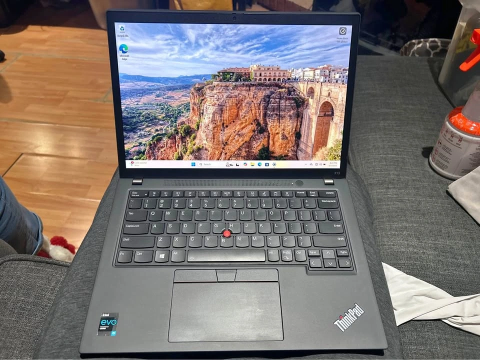 Lenovo ThinkPad X13 Gen 2 Laptop - Windows 11 Pro