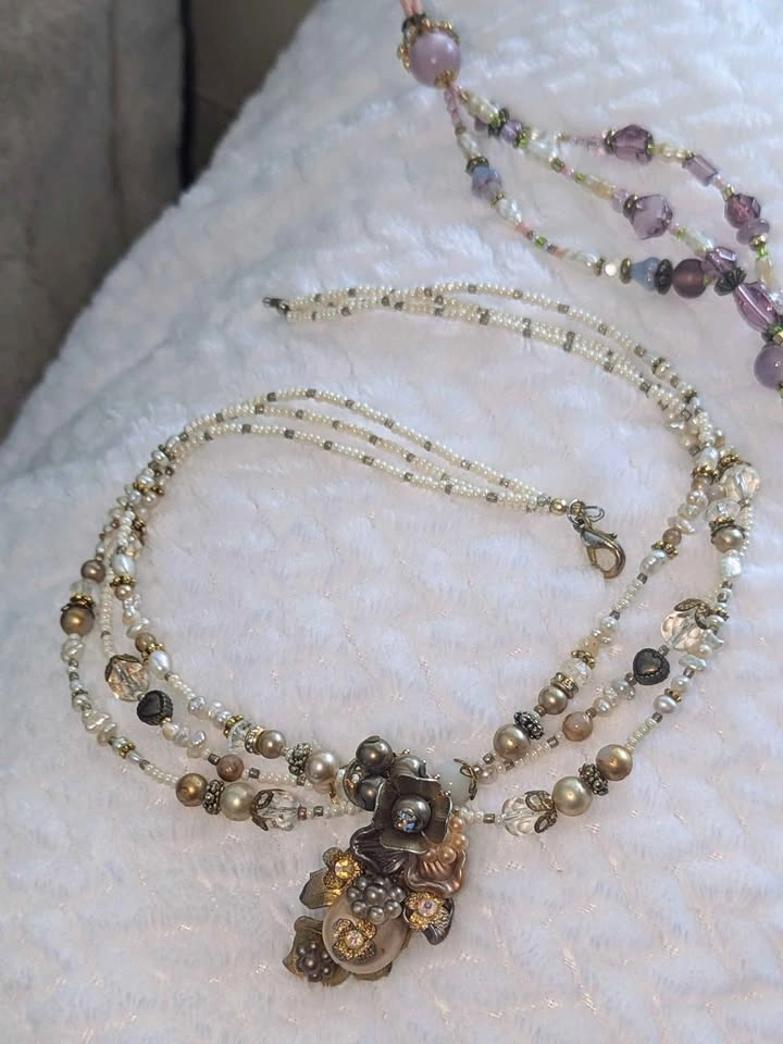 Valentines Sale ♥ Vintage Artisan Beaded Necklaces (set of 2) - photo 2