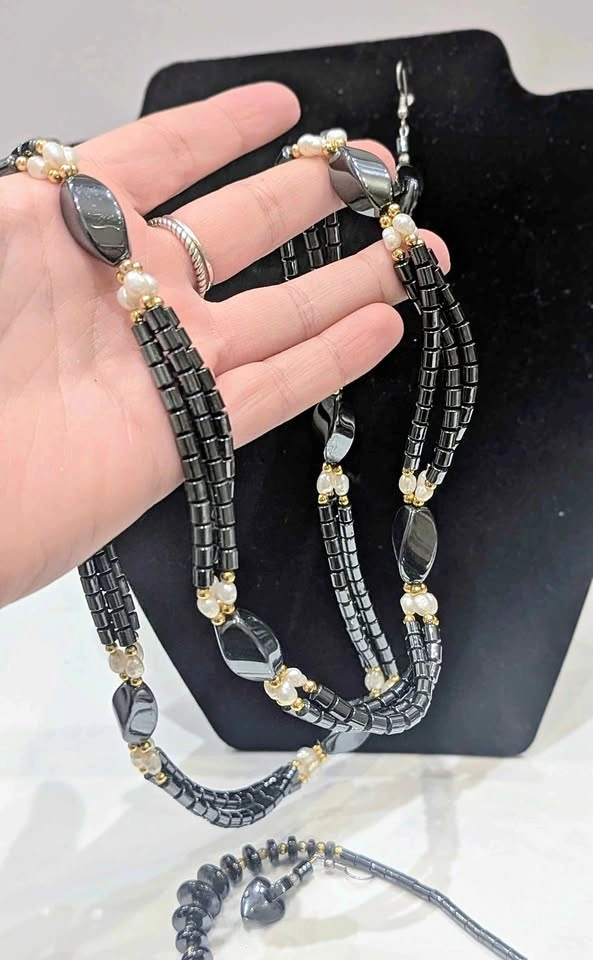 Valentines Sale ♥3 piece set: Hematite Necklace, Earrings & Ankl