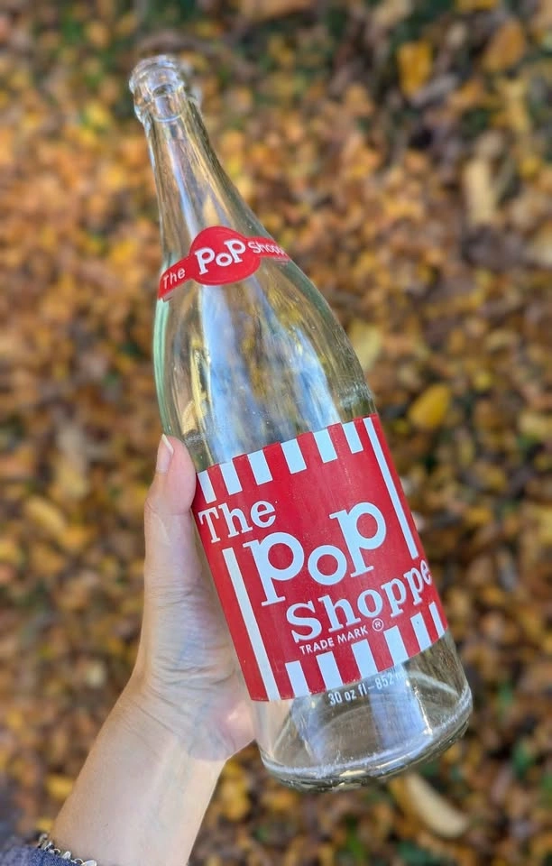 Vintage Pop Shoppe Crates & Bottles - Canadian Nostalgia - photo 3