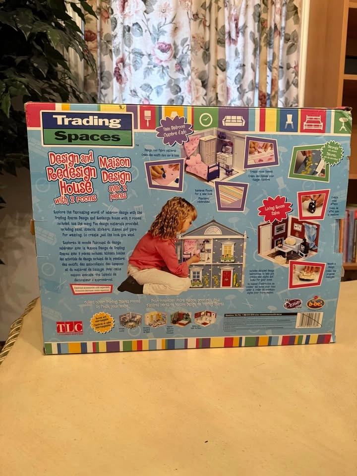 Brand New Trading Spaces Dollhouse Kit - Top Toy Award - photo 2