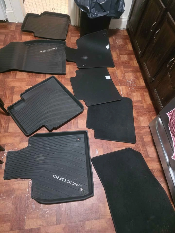 Honda Accord Floor Mats Set - 2013-2026 - photo 2