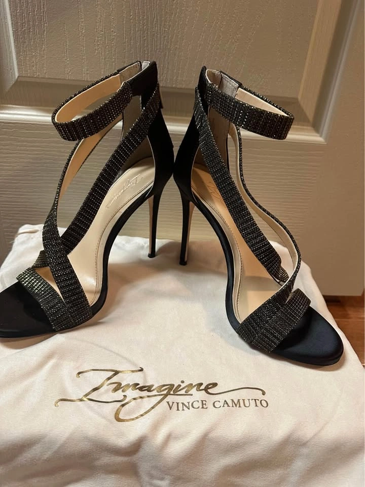 Vince Camuto IM Devin Heels, Size 7 - photo 2