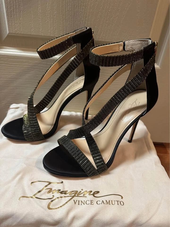 Vince Camuto IM Devin Heels, Size 7 - photo 4