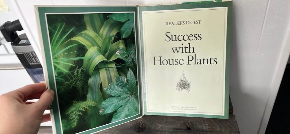 Readers Digest Success With House Plants Book - photo 2