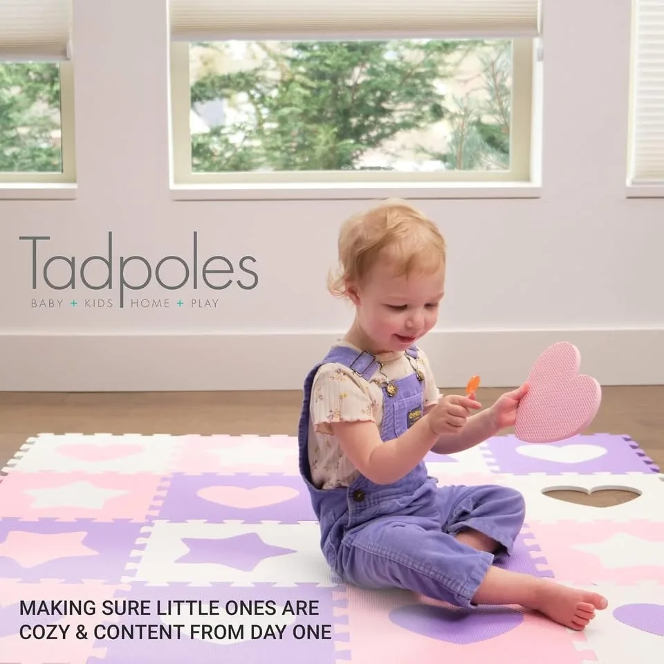 Tadpoles 50" x 50" Hearts & Stars Playmat Set image indicator(7)