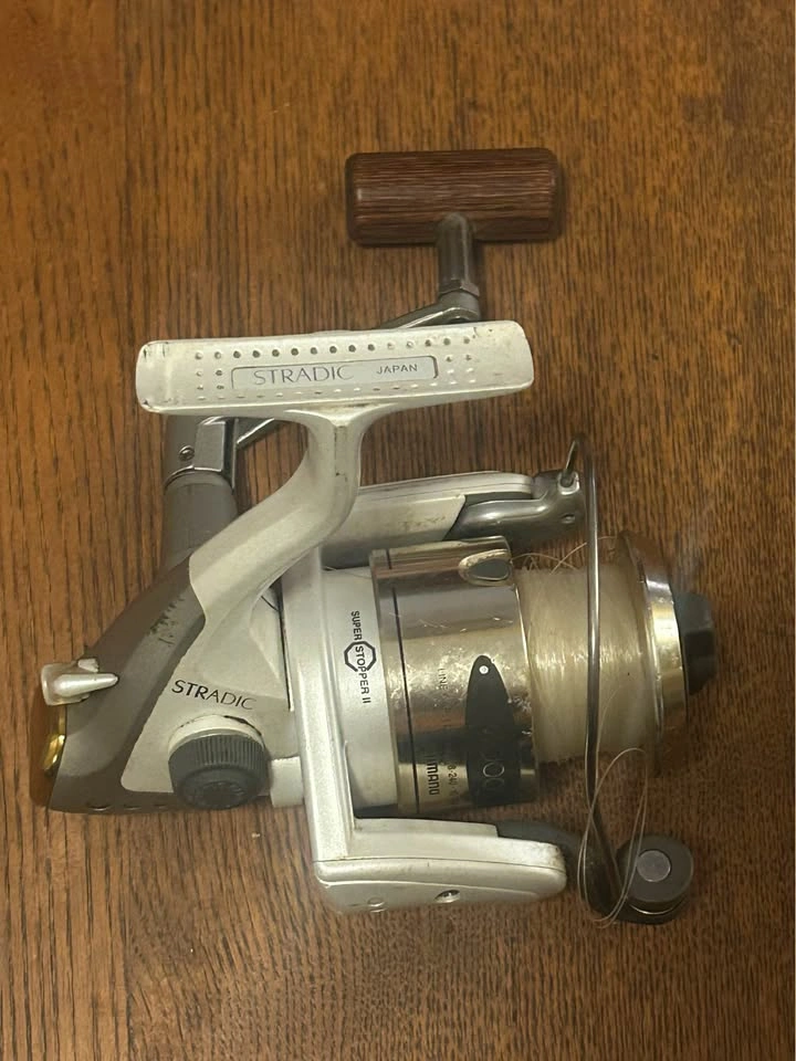 Vintage Shimano Stradic 4000 FG Spinning Reel - Made in Japan - photo 4