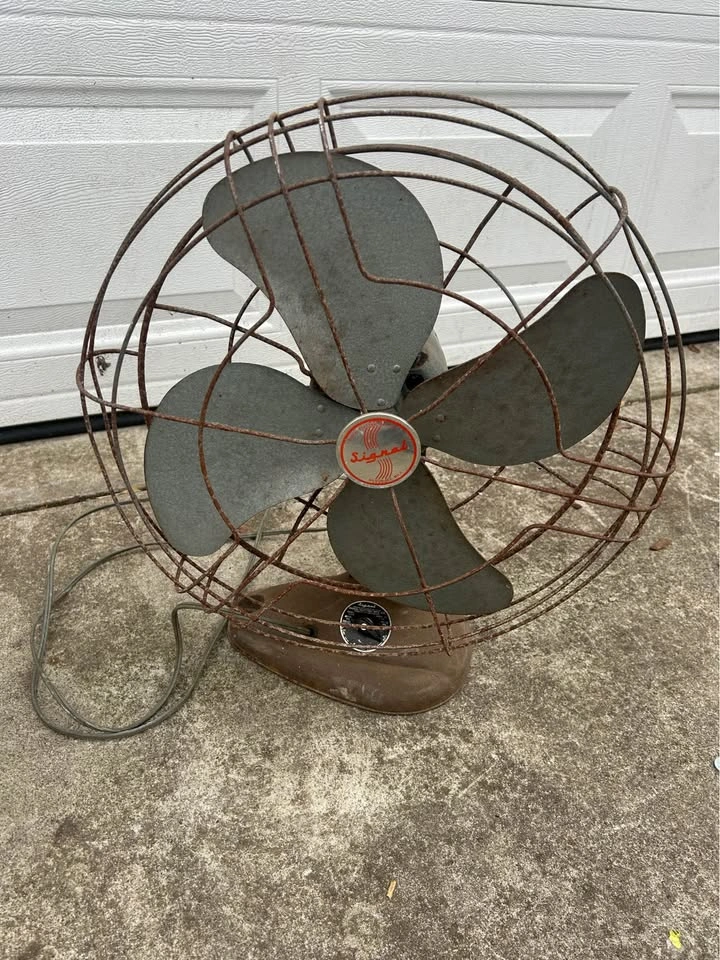 3 Vintage Industrial Fans - Signal & Spiderweb Cage - photo 3