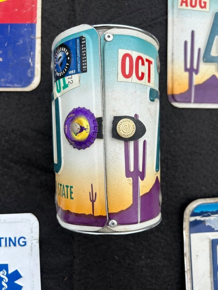 Vintage License Plate Lot (NY/AZ) + Littlearth "Project" Purse - photo 2