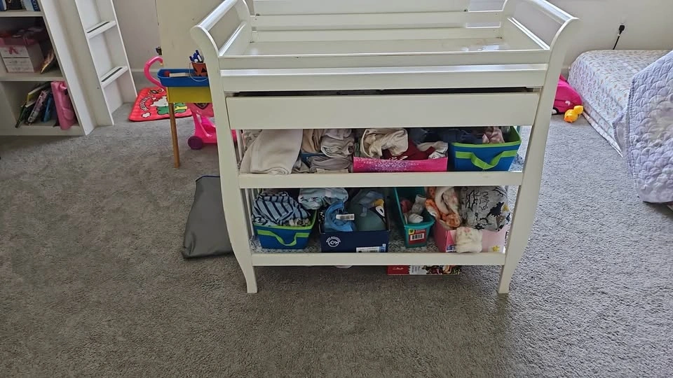 Diaper Changing Station - photo 2