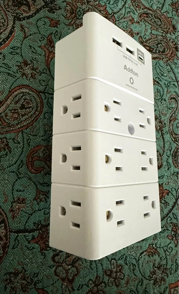 BRAND NEW Addtam 12-Outlet Surge Protector with USB Ports - photo 3