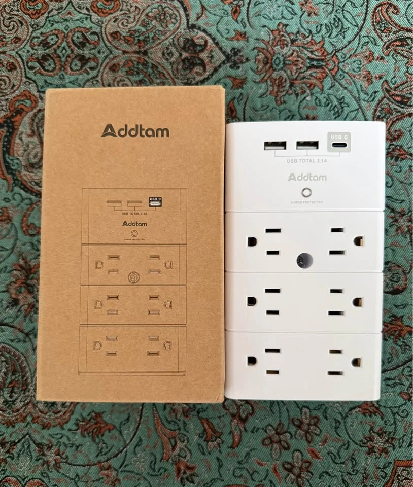 BRAND NEW Addtam 12-Outlet Surge Protector with USB Ports - photo 5
