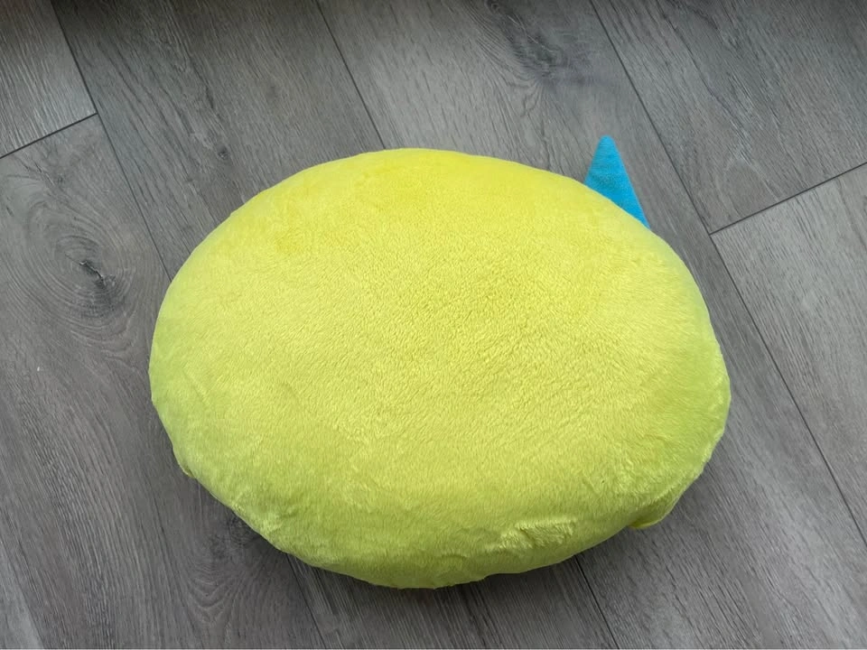 Emoji cushion - photo 2