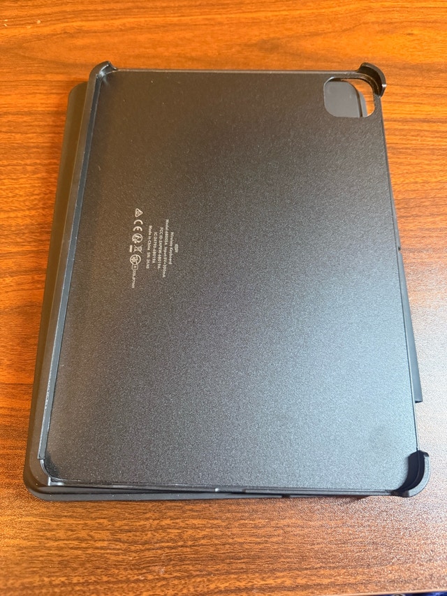 ESR Ascend Keyboard Case for iPad Air 11" - photo 4