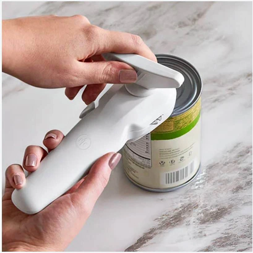 BRAND NEW Pampered Chef Smooth-Edge Can Opener