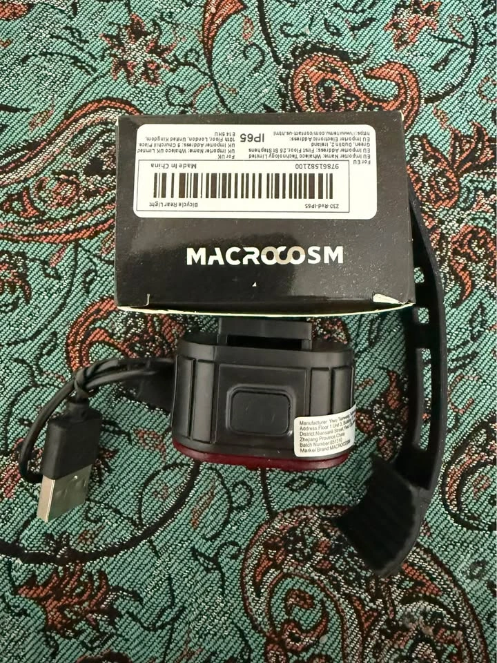 BRAND NEW Macrocosm USB Rechargeable Bike Rear Light - photo 4