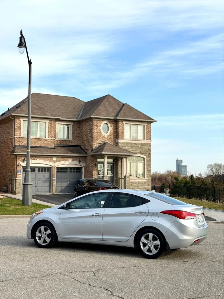 2012 Hyundai Elantra GLS - photo 3