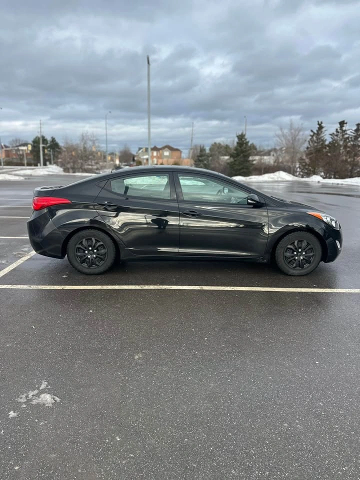 2013 Hyundai Elantra Limited w/ Navigation - photo 4