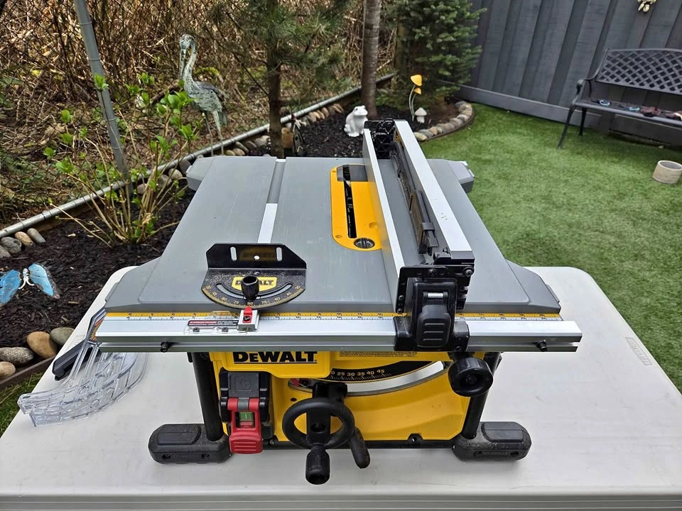 DeWalt 7485 Table Saw