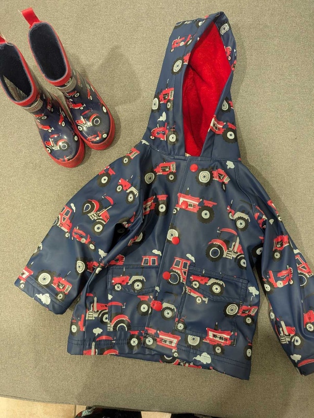 Hatley Raincoat and Boots Set - Tractor Print