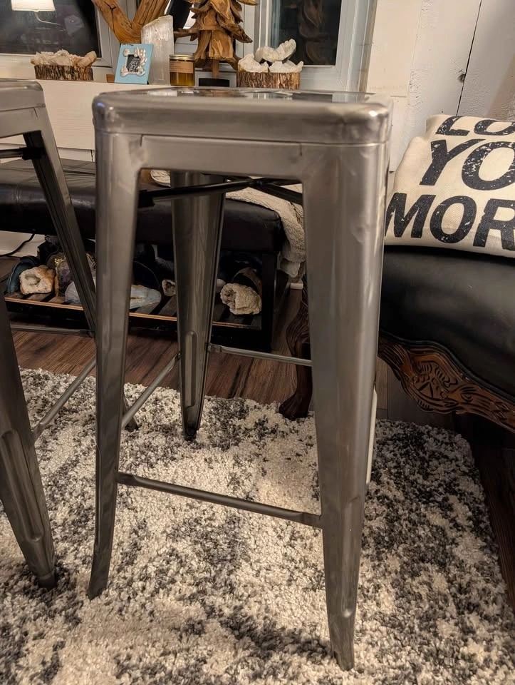 2 Metal Bar Stools - photo 4