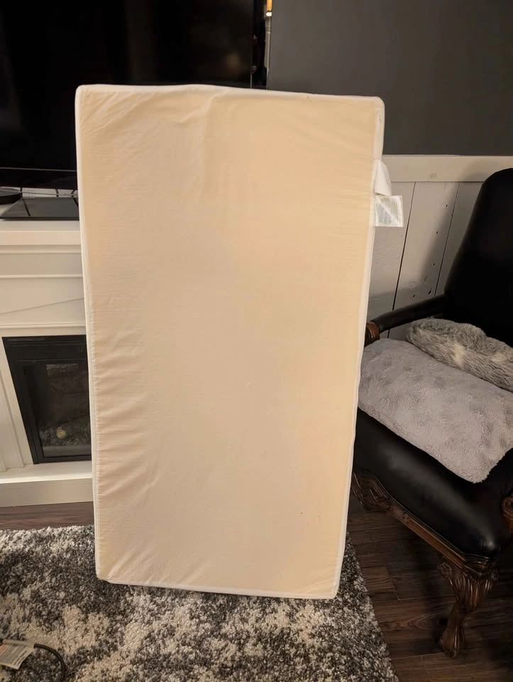 Toddler Mattress/Crib Mattress Memory Foam - photo 2