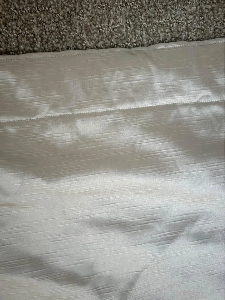TWO champagne handmade Curtains with curtain rod brackets - photo 3
