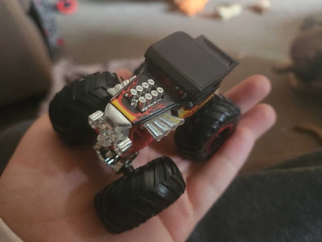 Bine Crusher Hot Wheels Monster Truck