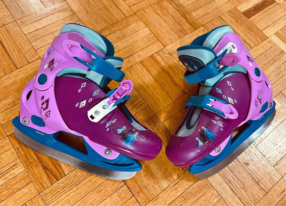 Girls Adjustable Ice Skates & Hockey Helmet