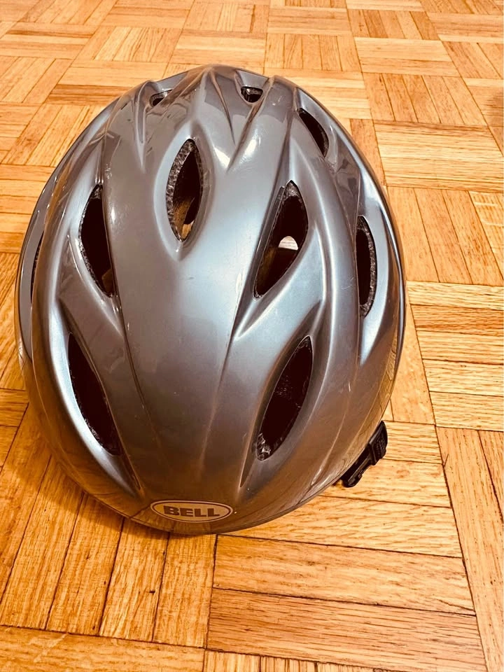 Bell Bicycle Helmet (M/L) – Adjustable & Lightweight