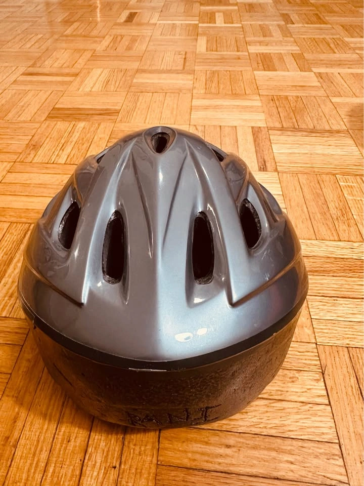 Bell Bicycle Helmet (M/L) – Adjustable & Lightweight - photo 2