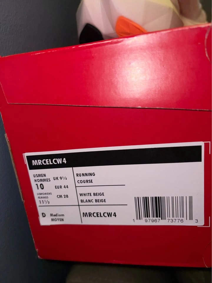 New Balance SuperComp Elite v4 Men's Size 10 - photo 3
